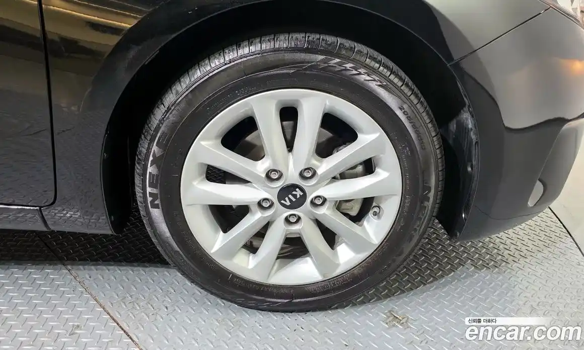 Kia K3 2017 1.6 Автомат в Москве № 383361, фото 5