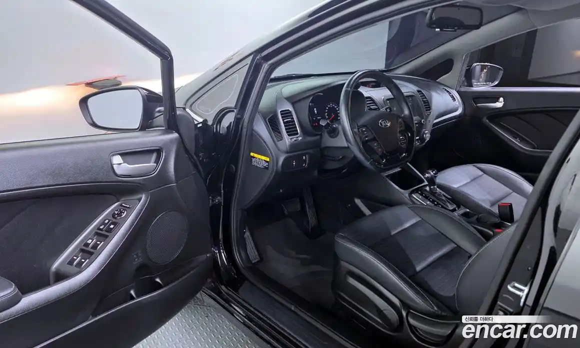 Kia K3 2017 1.6 Автомат в Москве № 383361, фото 10