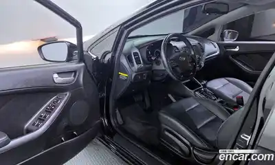 Kia K3 2017 1.6 Автомат в Москве № 383361, миниатюра 10