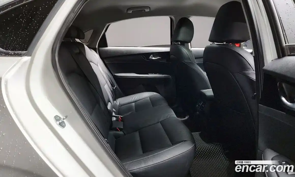 Kia K3 2023 1.6 Автомат в Москве № 384275, фото 12