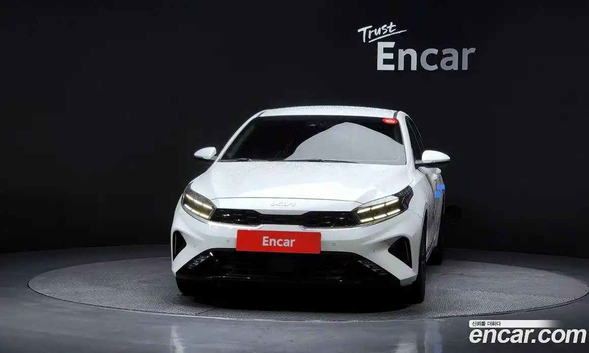 Kia K3 2023 1.6 Автомат в Москве № 384275, фото 3