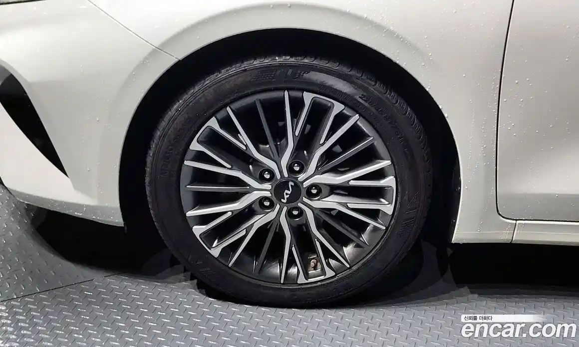 Kia K3 2023 1.6 Автомат в Москве № 384275, фото 5