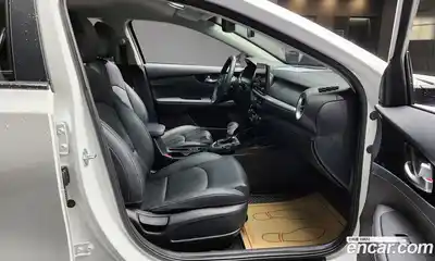 Kia K3 2023 1.6 Автомат в Москве № 384275, миниатюра 10