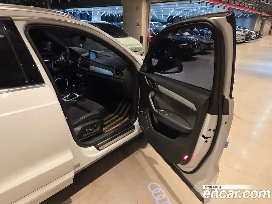 Audi Q3 2016 2.0 Автомат в Москве № 391891, фото 13