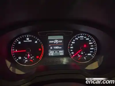 Audi Q3 2016 2.0 Автомат в Москве № 391891, миниатюра 8