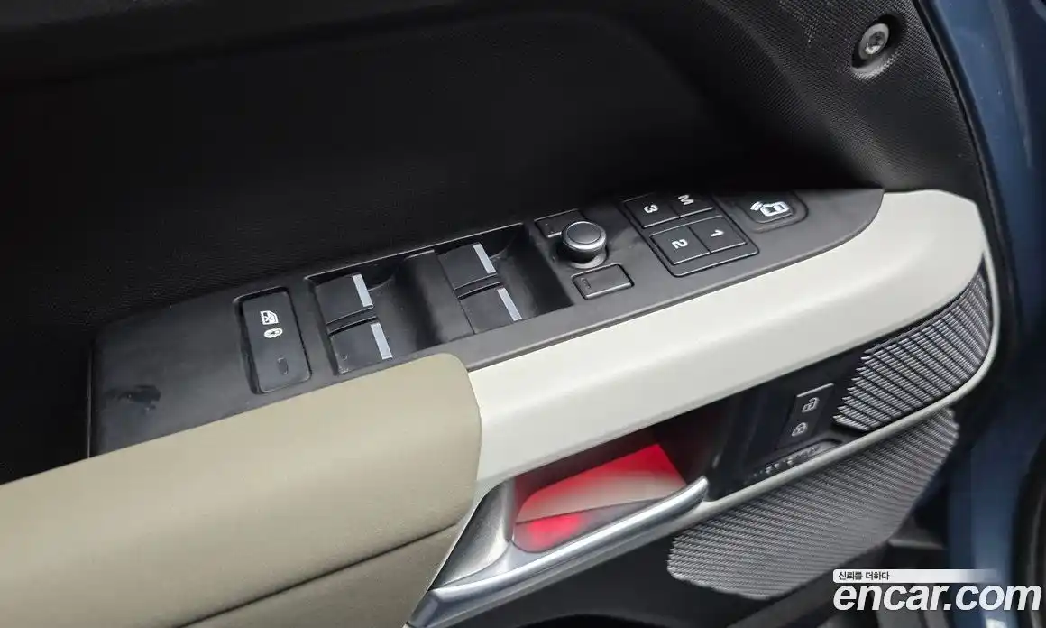 Land Rover Defender 2020 2.0 Автомат в Москве № 392372, фото 14