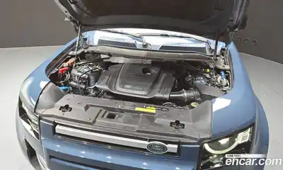 Land Rover Defender 2020 2.0 Автомат в Москве № 392372, миниатюра 6