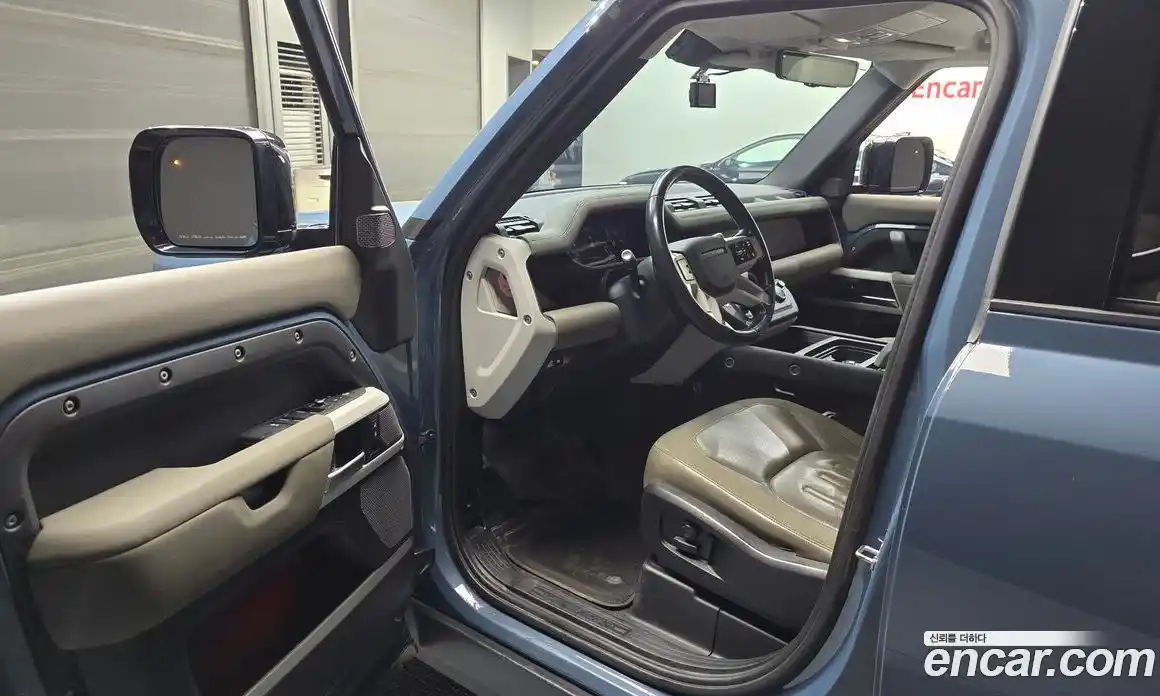 Land Rover Defender 2020 2.0 Автомат в Москве № 392372, фото 10