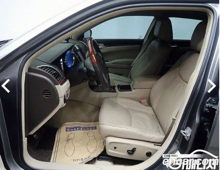 Chrysler 300C 2011 3.6 Автомат в Москве № 407586, фото 11