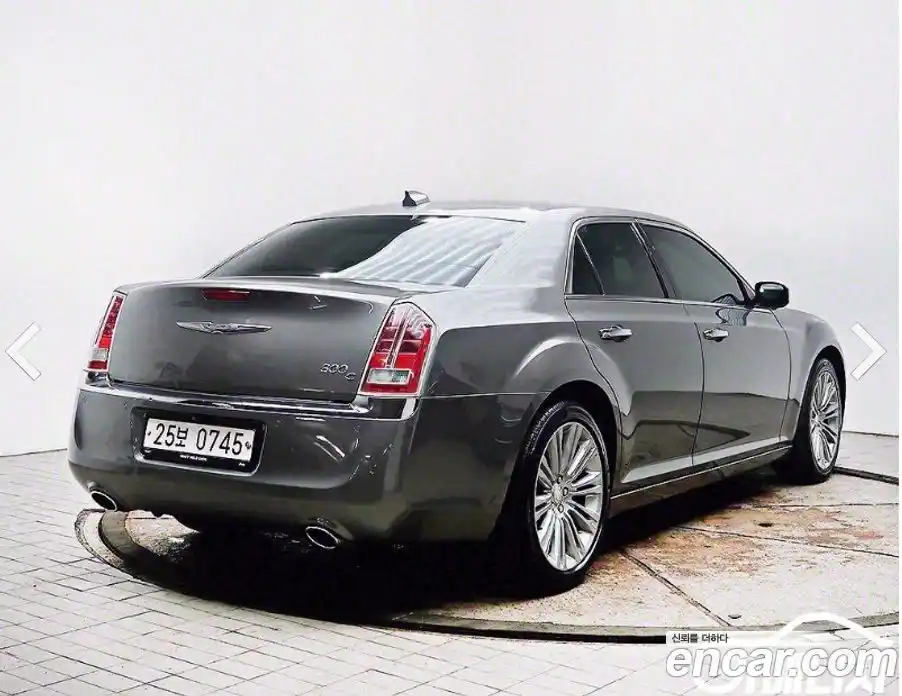 Chrysler 300C 2011 3.6 Автомат в Москве № 407586, фото 4