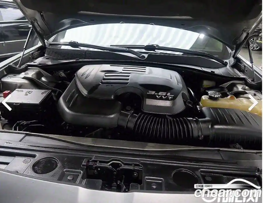 Chrysler 300C 2011 3.6 Автомат в Москве № 407586, фото 8