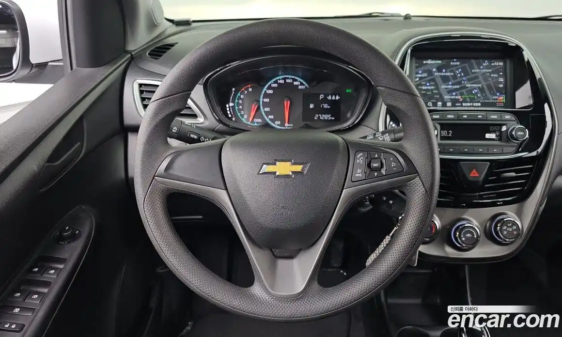 Chevrolet Spark 2021 1.0 Автомат в Москве № 410934, фото 12