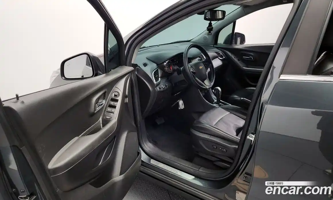 Chevrolet Trax 2018 1.4 Автомат в Москве № 41806, фото 16