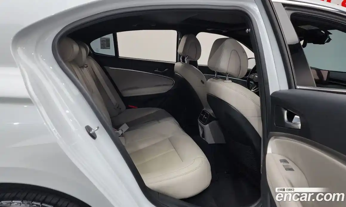 Genesis G70 2023 2.0 Автомат в Москве № 418795, фото 12