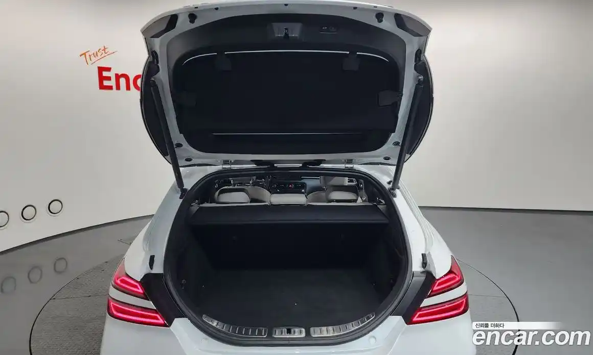 Genesis G70 2023 2.0 Автомат в Москве № 418795, фото 20