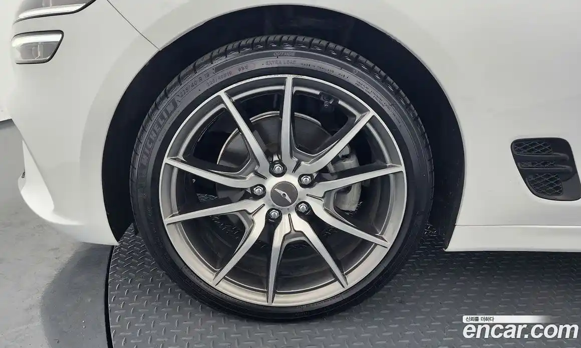 Genesis G70 2023 2.0 Автомат в Москве № 418795, фото 5