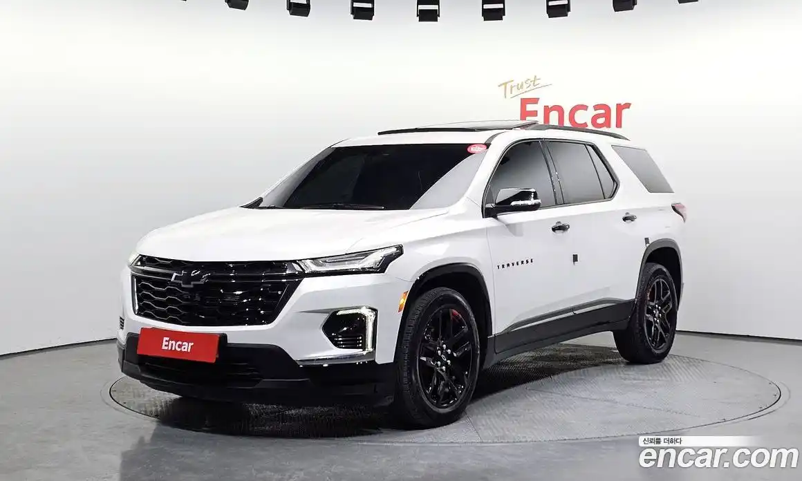 Chevrolet Traverse 2023 3.6 Автомат в Москве № 422013, фото 1