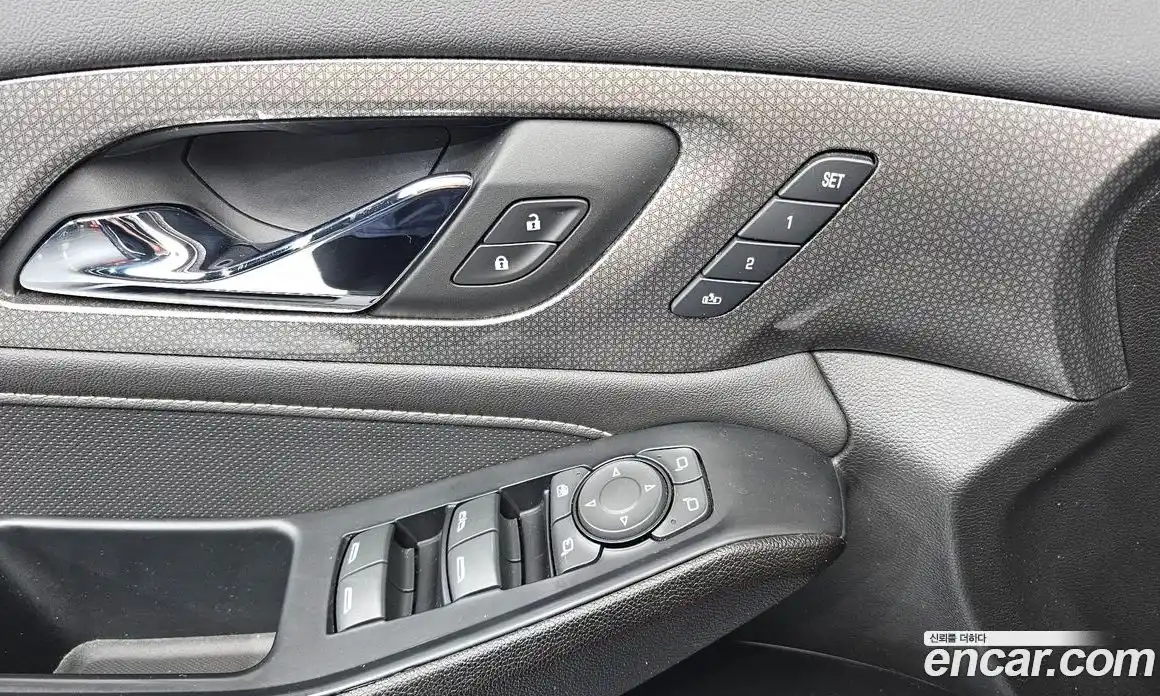 Chevrolet Traverse 2023 3.6 Автомат в Москве № 422013, фото 12