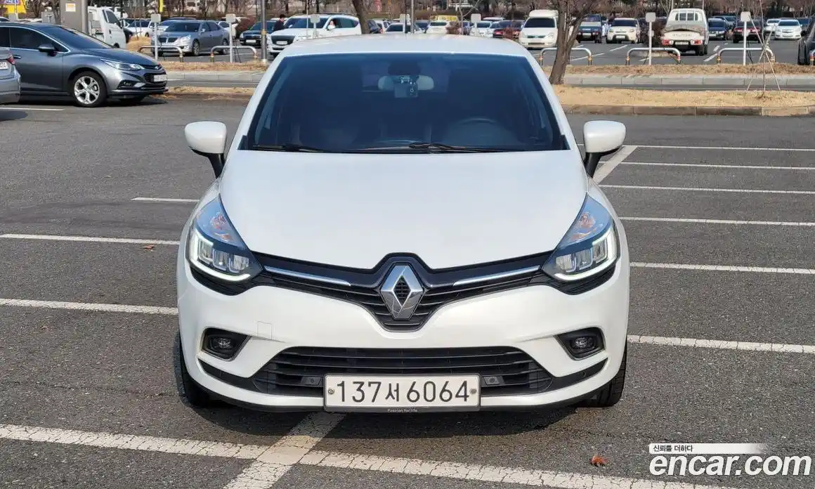 Renault Cilo 2018 1.5 Автомат в Москве № 424203, фото 1