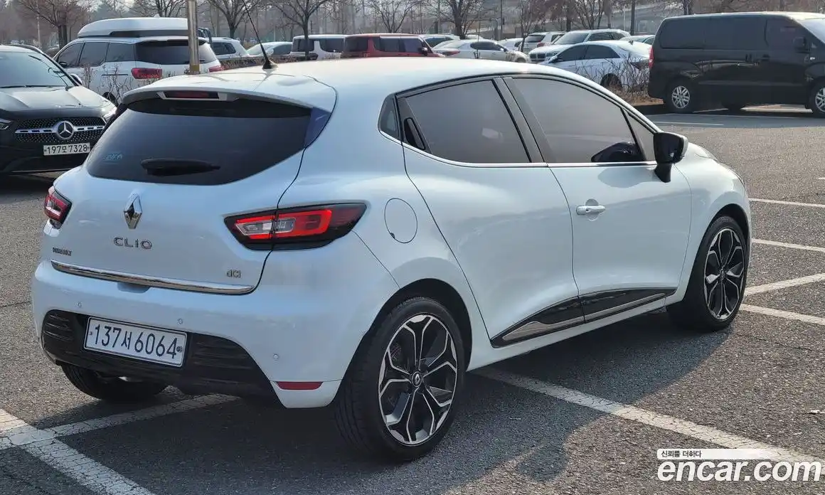 Renault Cilo 2018 1.5 Автомат в Москве № 424203, фото 7