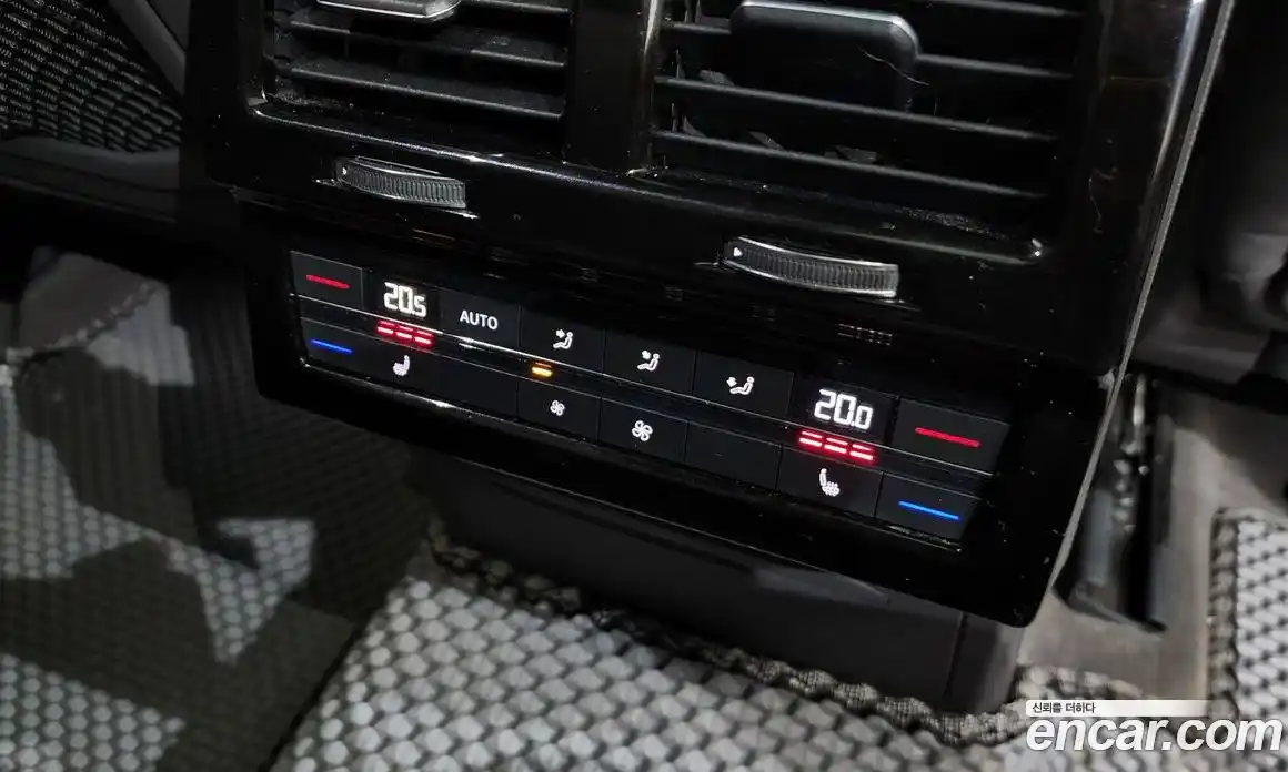 Volkswagen Touareg 2023 3.0 Автомат в Москве № 428928, фото 18