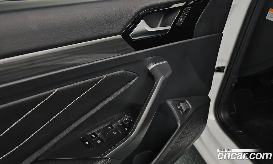 Volkswagen Jetta 2023 1.5 Автомат в Москве № 429729, фото 19