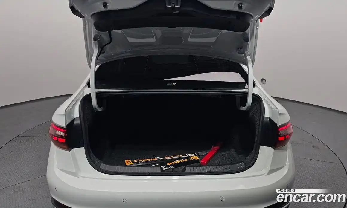 Volkswagen Jetta 2023 1.5 Автомат в Москве № 429729, фото 20