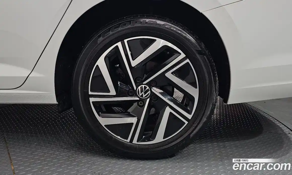 Volkswagen Jetta 2023 1.5 Автомат в Москве № 429729, фото 5