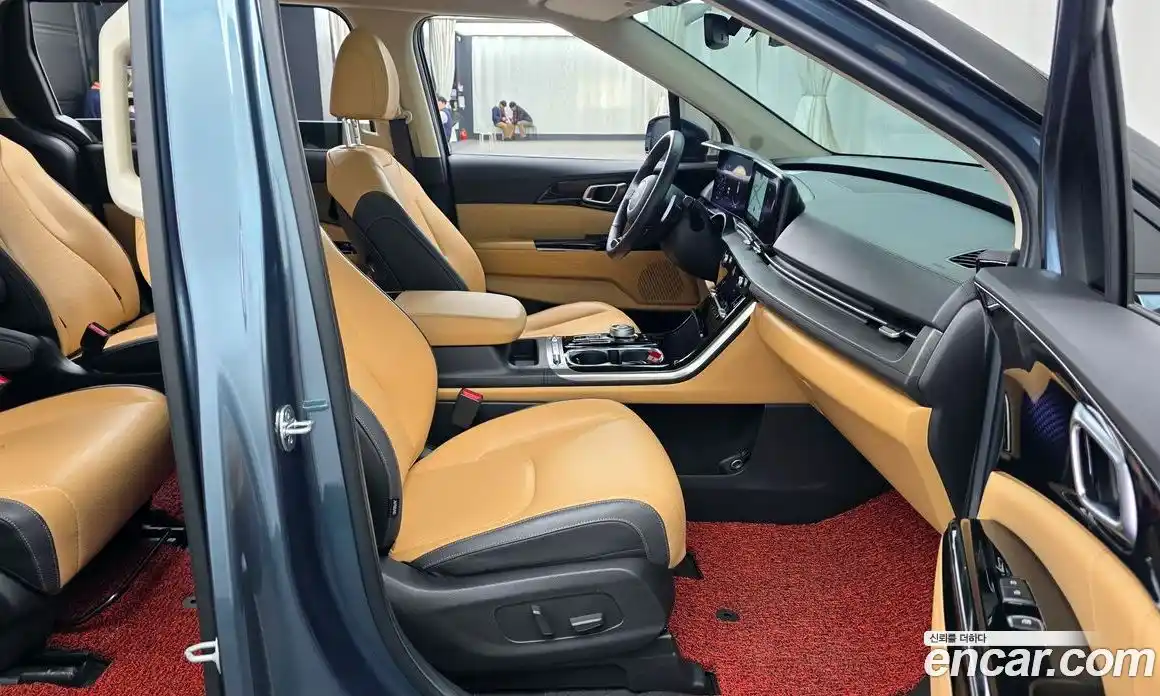 Kia Canival 2023 2.2 Автомат в Москве № 451757, фото 11