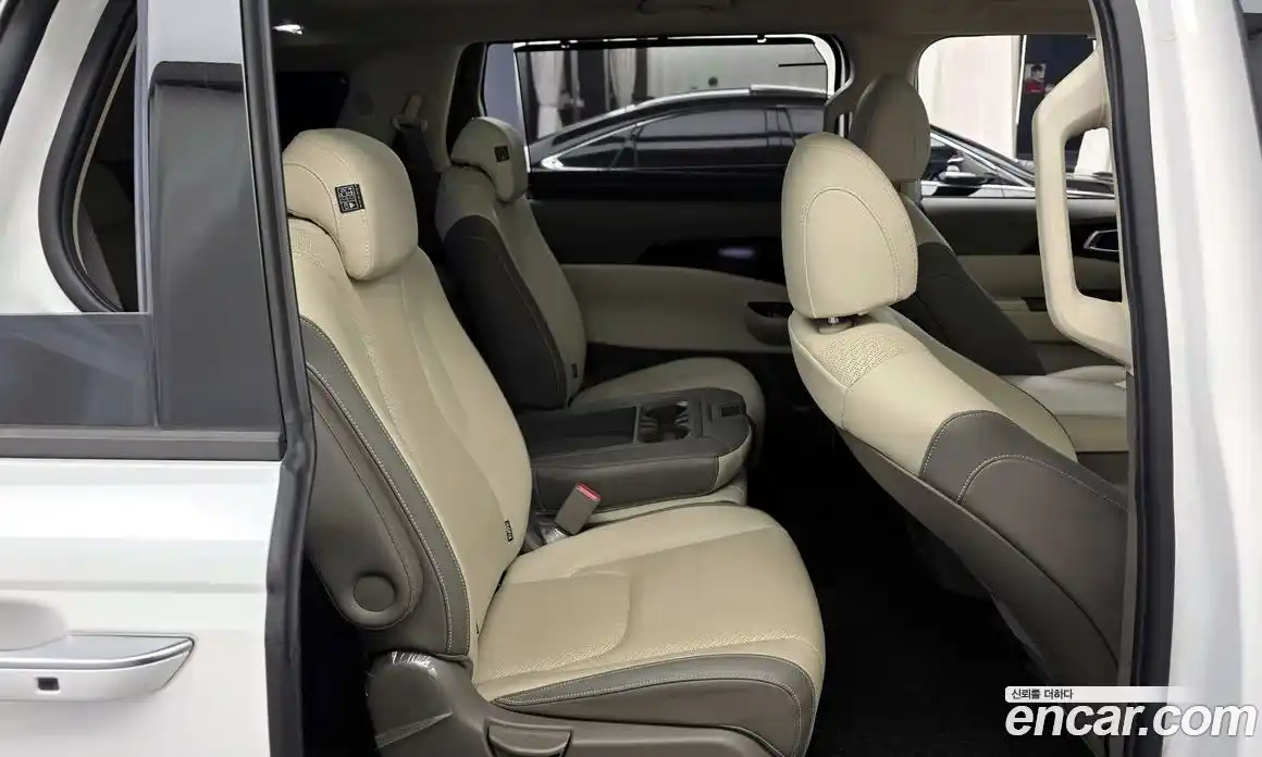 Kia Canival 2021 2.2 Автомат в Москве № 452748, фото 12