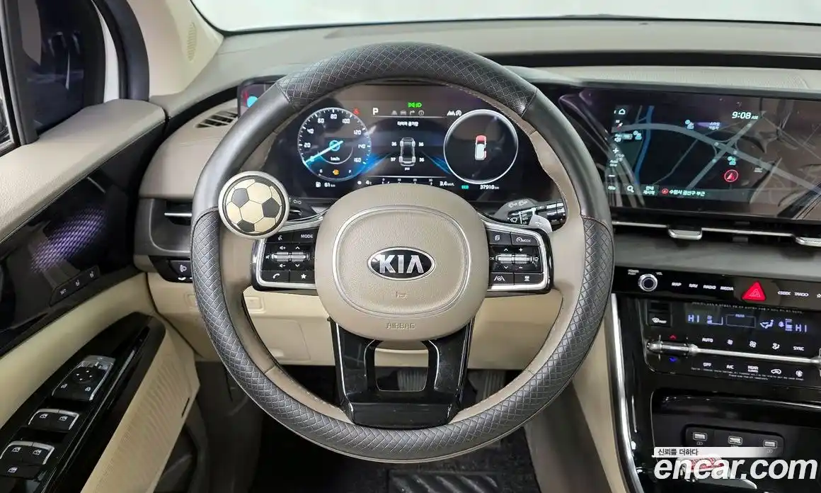 Kia Canival 2021 2.2 Автомат в Москве № 452748, фото 13