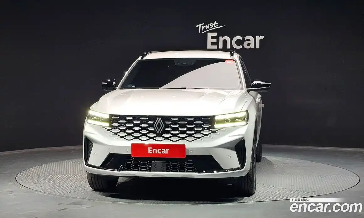 Renault Grand Koleos 2025 1.5 Автомат в Москве № 454386, фото 3