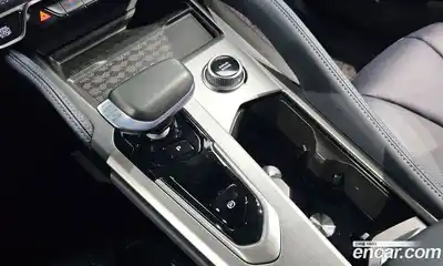 Renault Grand Koleos 2025 1.5 Автомат в Москве № 454386, миниатюра 9