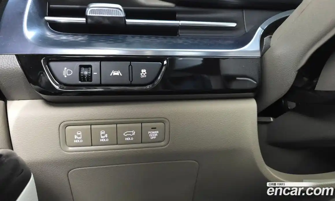 Kia Canival 2023 2.2 Автомат в Москве № 460395, фото 17