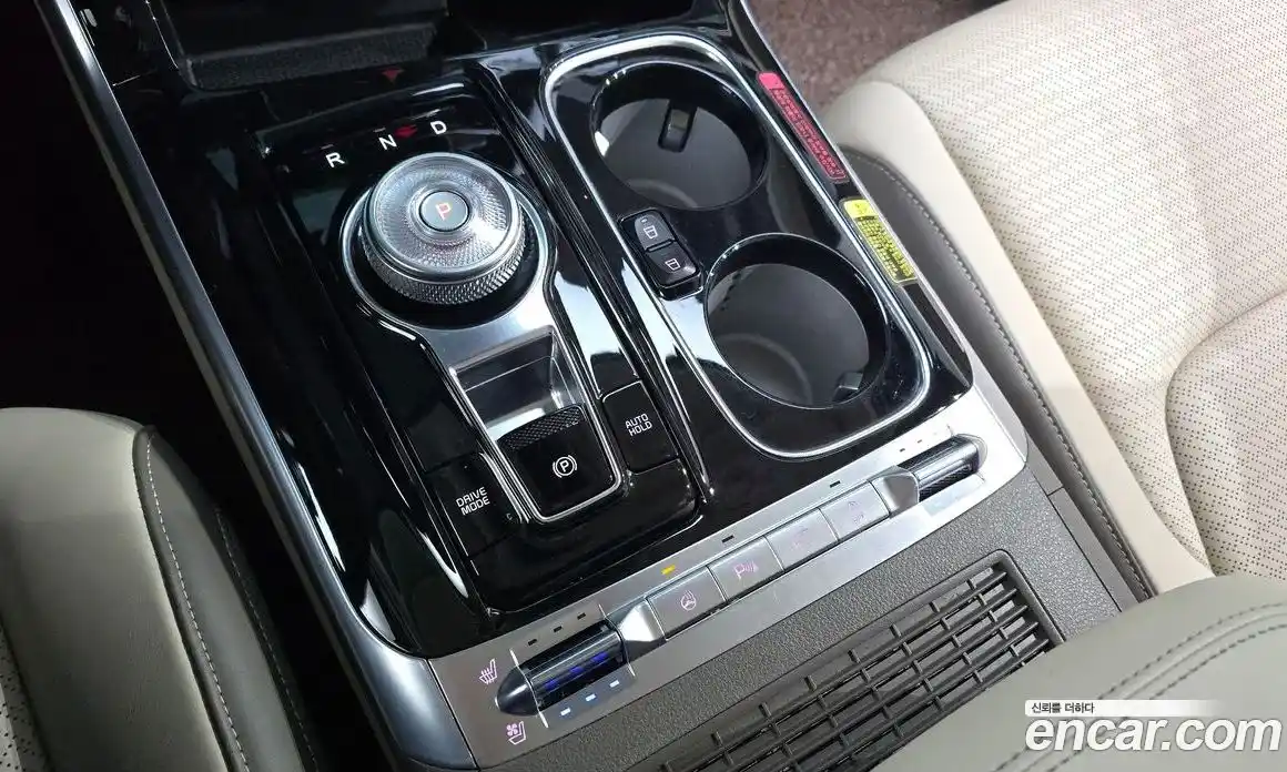 Kia Canival 2023 2.2 Автомат в Москве № 460395, фото 9