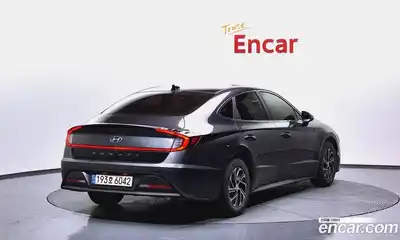 Hyundai Sonata 2023 2.0 Автомат в Москве № 46331, миниатюра 2