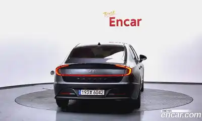 Hyundai Sonata 2023 2.0 Автомат в Москве № 46331, миниатюра 4