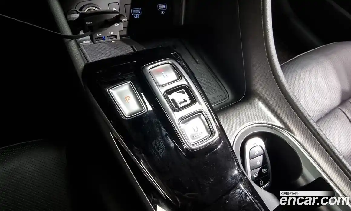 Hyundai Sonata 2023 2.0 Автомат в Москве № 46331, фото 7