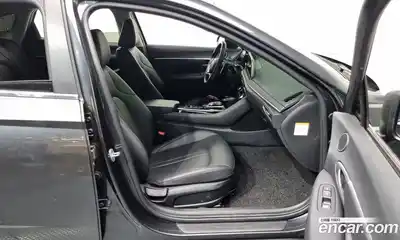 Hyundai Sonata 2023 2.0 Автомат в Москве № 46331, миниатюра 10