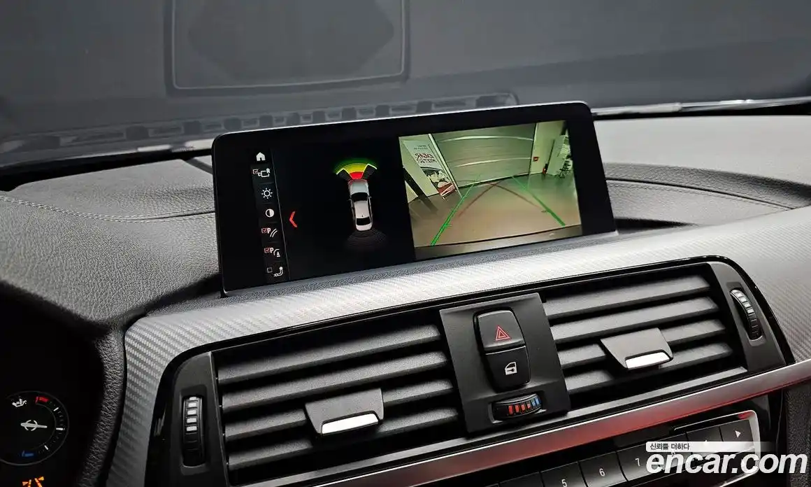 BMW 3-Series 2018 2.0 Автомат в Москве № 464471, фото 17