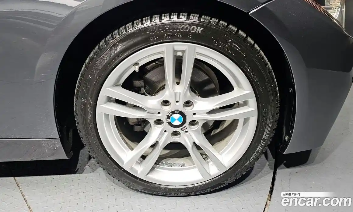 BMW 3-Series 2018 2.0 Автомат в Москве № 464471, фото 5