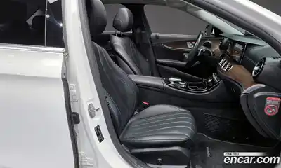 Mercedes-Benz E-Class 2017 2.0 Автомат в Москве № 466855, миниатюра 11