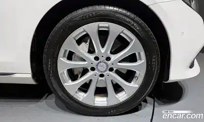 Mercedes-Benz E-Class 2017 2.0 Автомат в Москве № 466855, миниатюра 5