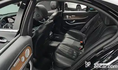 Mercedes-Benz E-Class 2019 2.0 Автомат в Москве № 467797, миниатюра 12