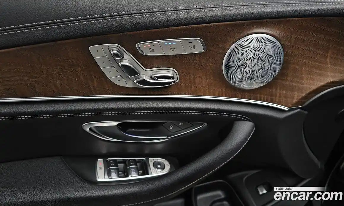 Mercedes-Benz E-Class 2019 2.0 Автомат в Москве № 467797, фото 17