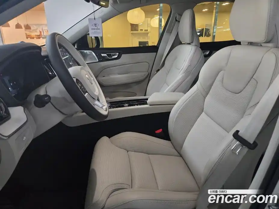 Volvo XC60 2026 2.0 Автомат в Москве № 469997, фото 10