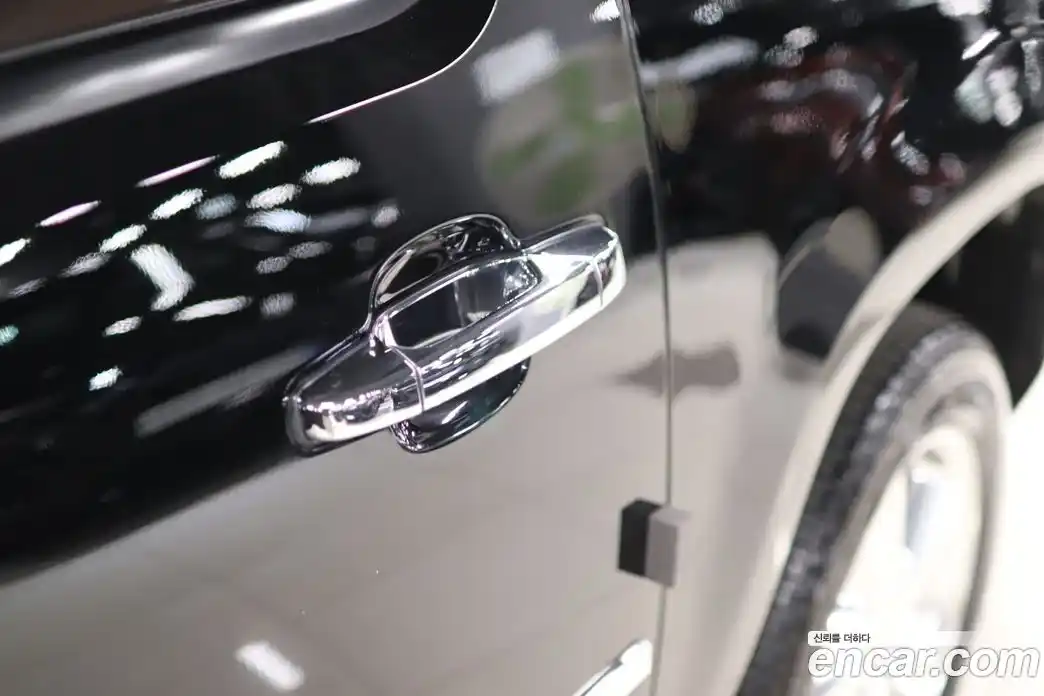 Chevrolet Surburban 2012 5.3 Автомат в Москве № 475099, фото 20