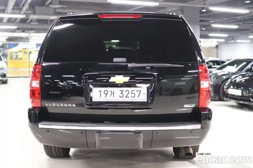 Chevrolet Surburban 2012 5.3 Автомат в Москве № 475099, фото 4