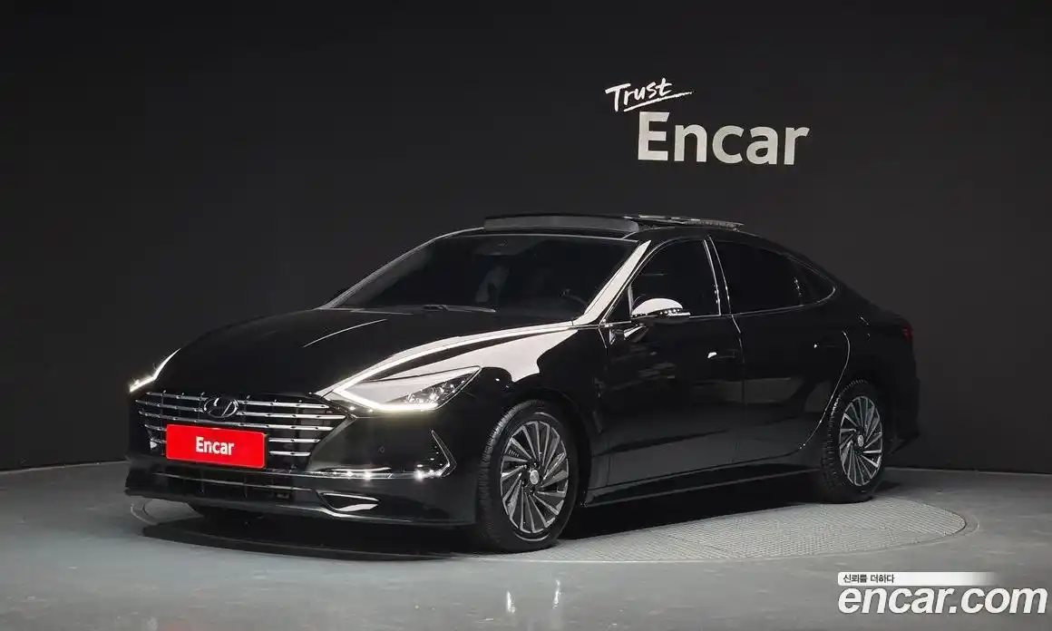 Hyundai Sonata 2023 2.0 Автомат в Москве № 50007, фото 15