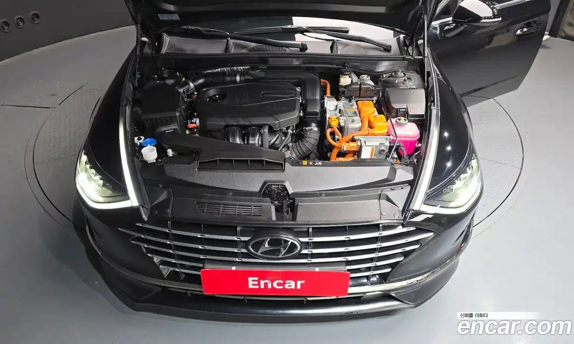 Hyundai Sonata 2023 2.0 Автомат в Москве № 50007, фото 18